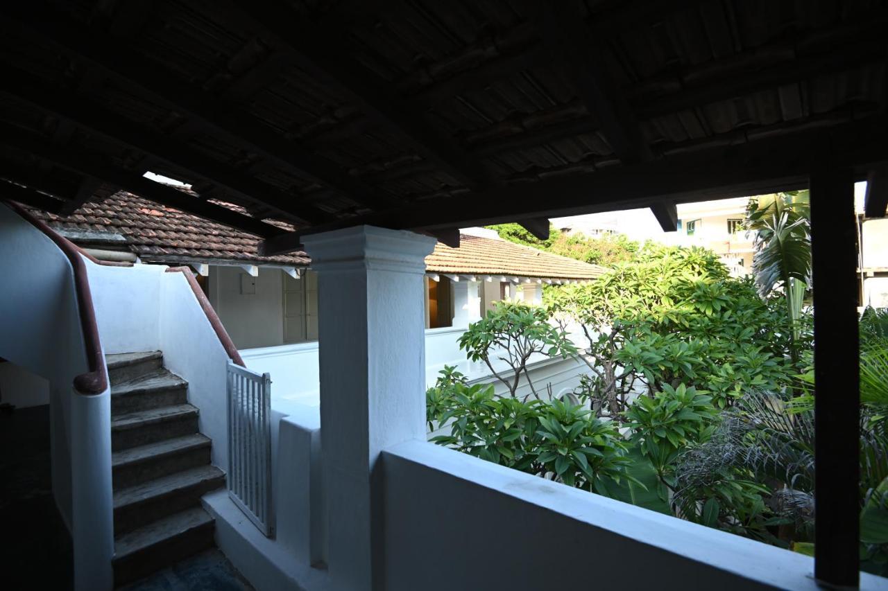 La Cedille - French Heritage House Pondicherry Exterior foto