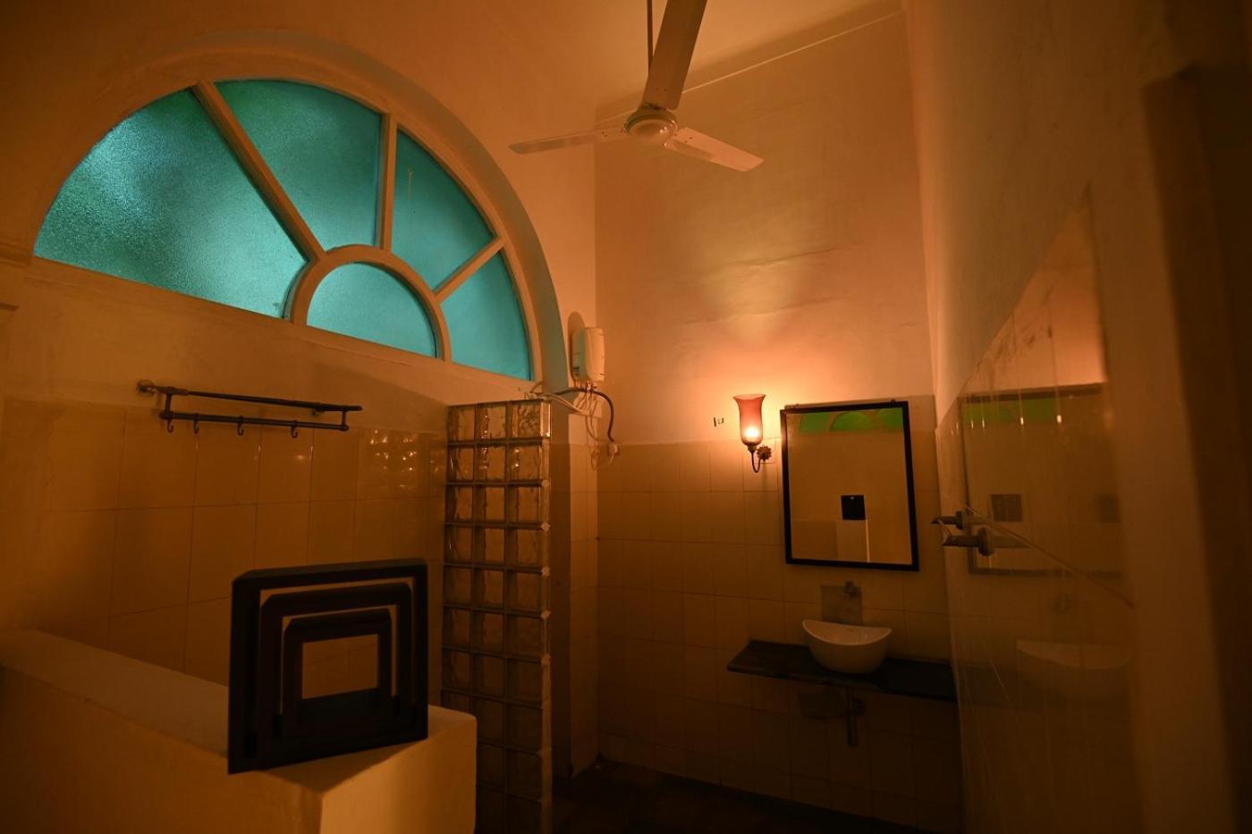 La Cedille - French Heritage House Pondicherry Habitación foto